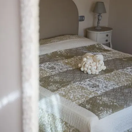 Antica Dimora Stucky Bed & Breakfast 2*
