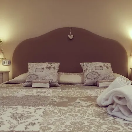 Bed & Breakfast Antica Dimora Stucky 2*